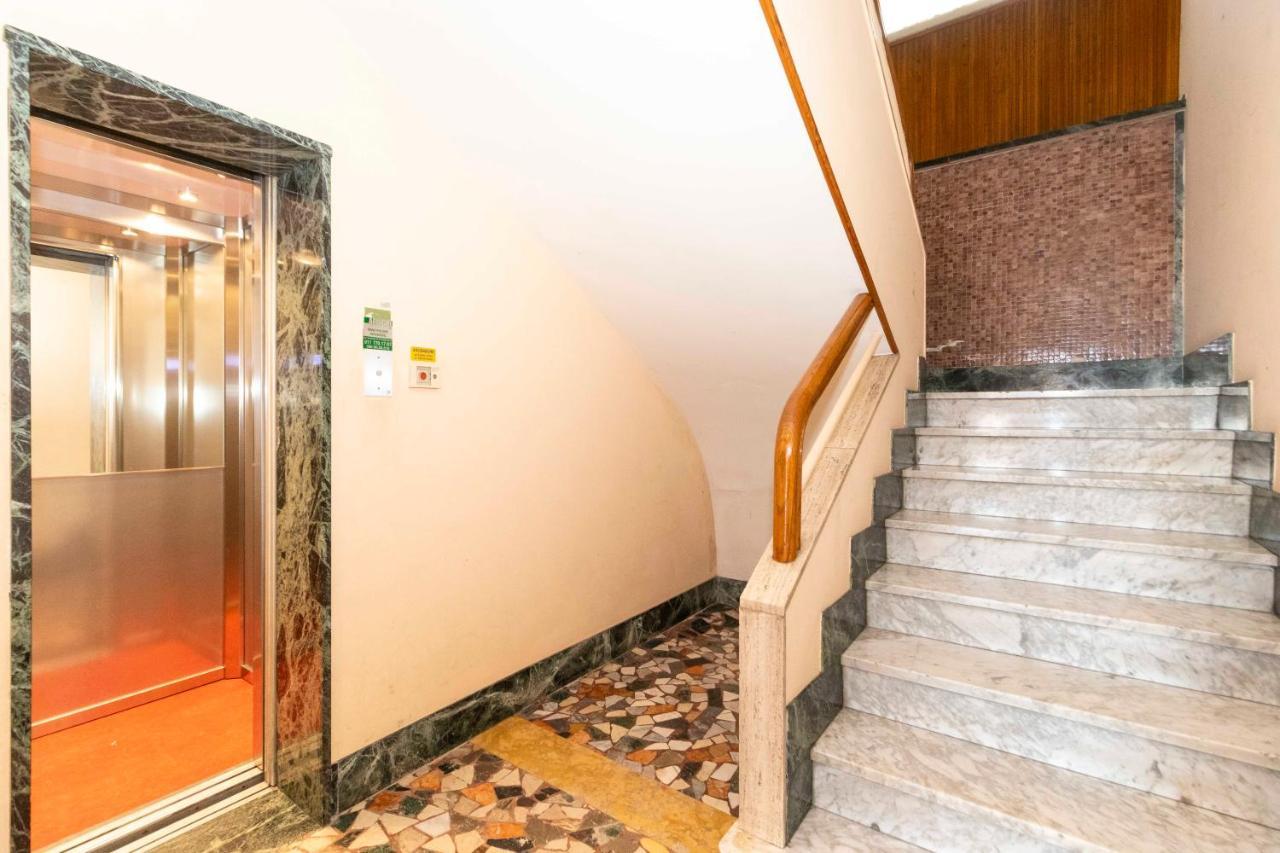 Charming Apartment With Parking! Turin Ngoại thất bức ảnh